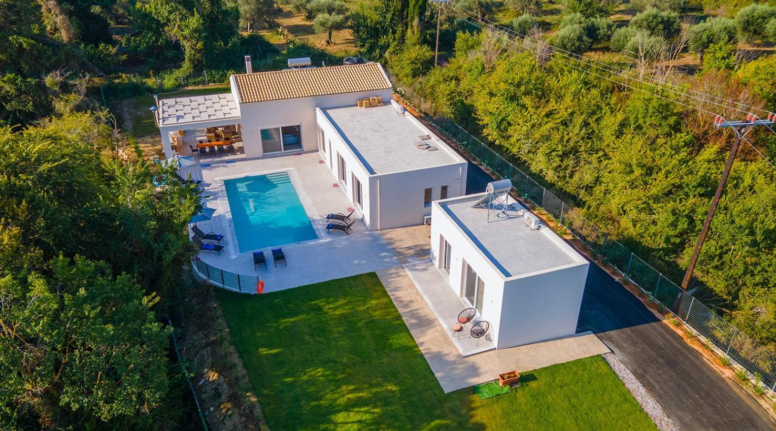 Villa Ami, Roda, Corfu: 10 Guests, Heated Pool, Private Mini Golf, Pool Table & More!! Dış mekan fotoğraf